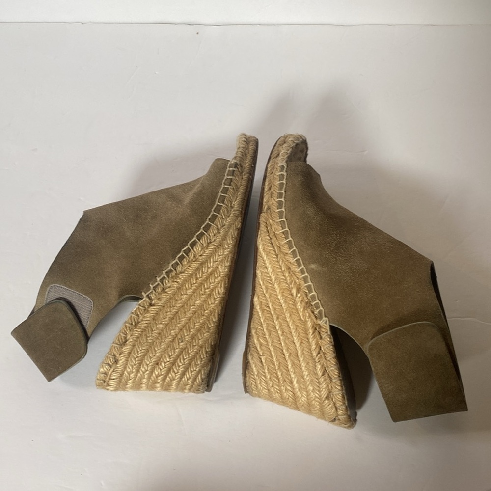 Celine Grey Suede Open Toe Espadrilles
Wedge Sandals Size 37 - Picture 4 of 12